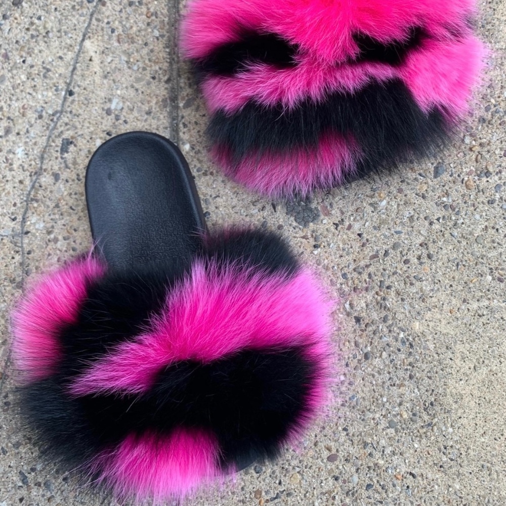 Trendy Real Fur Slides Sizes 10,10.5,11 - image 1